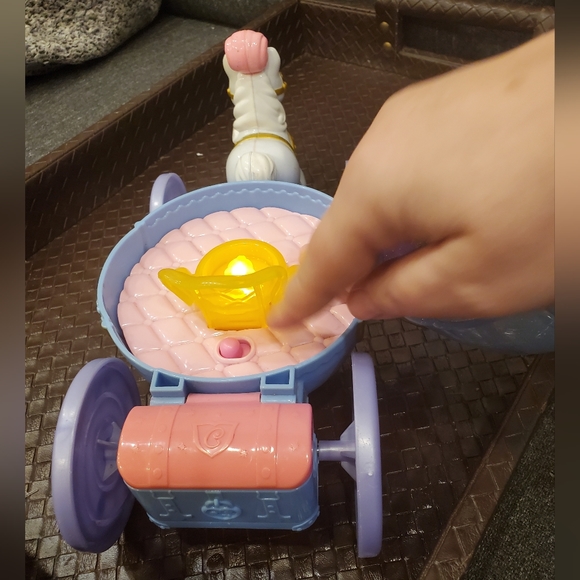 Fisher-Price Little People Disney Princess, Cinderella's Coach - Picture 8 of 10